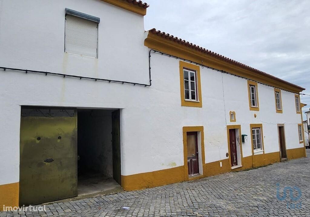 Casa / Villa T8 em Portalegre de 355,00 m2