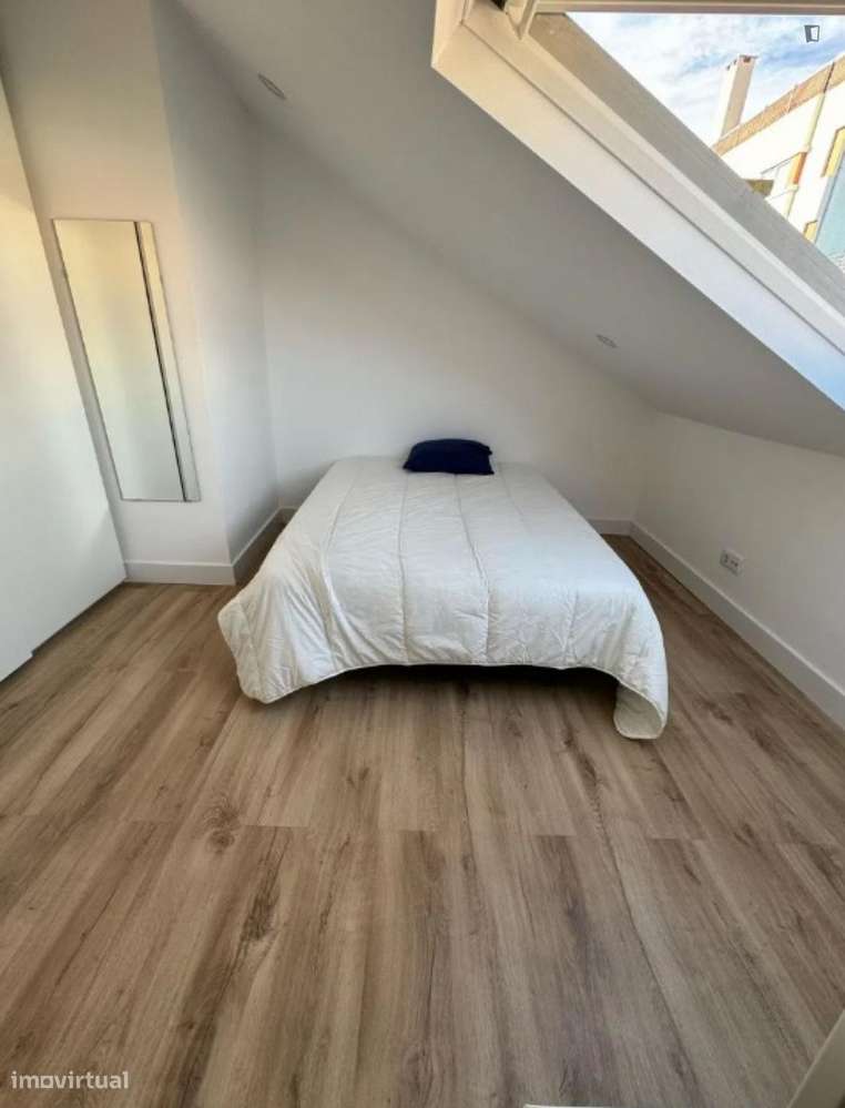 Quarto - localizado em Alameda Lisbon - Grande imagem: 5/10