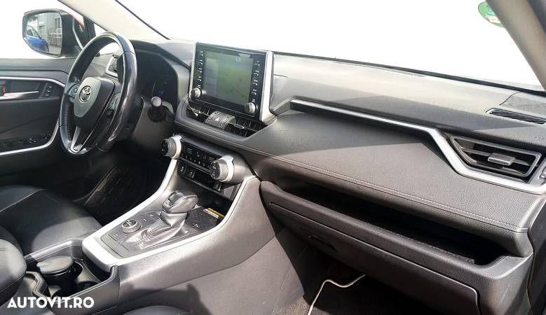 Toyota RAV4 2.5 Hybrid VVT-iE 4x4 Luxury - 12