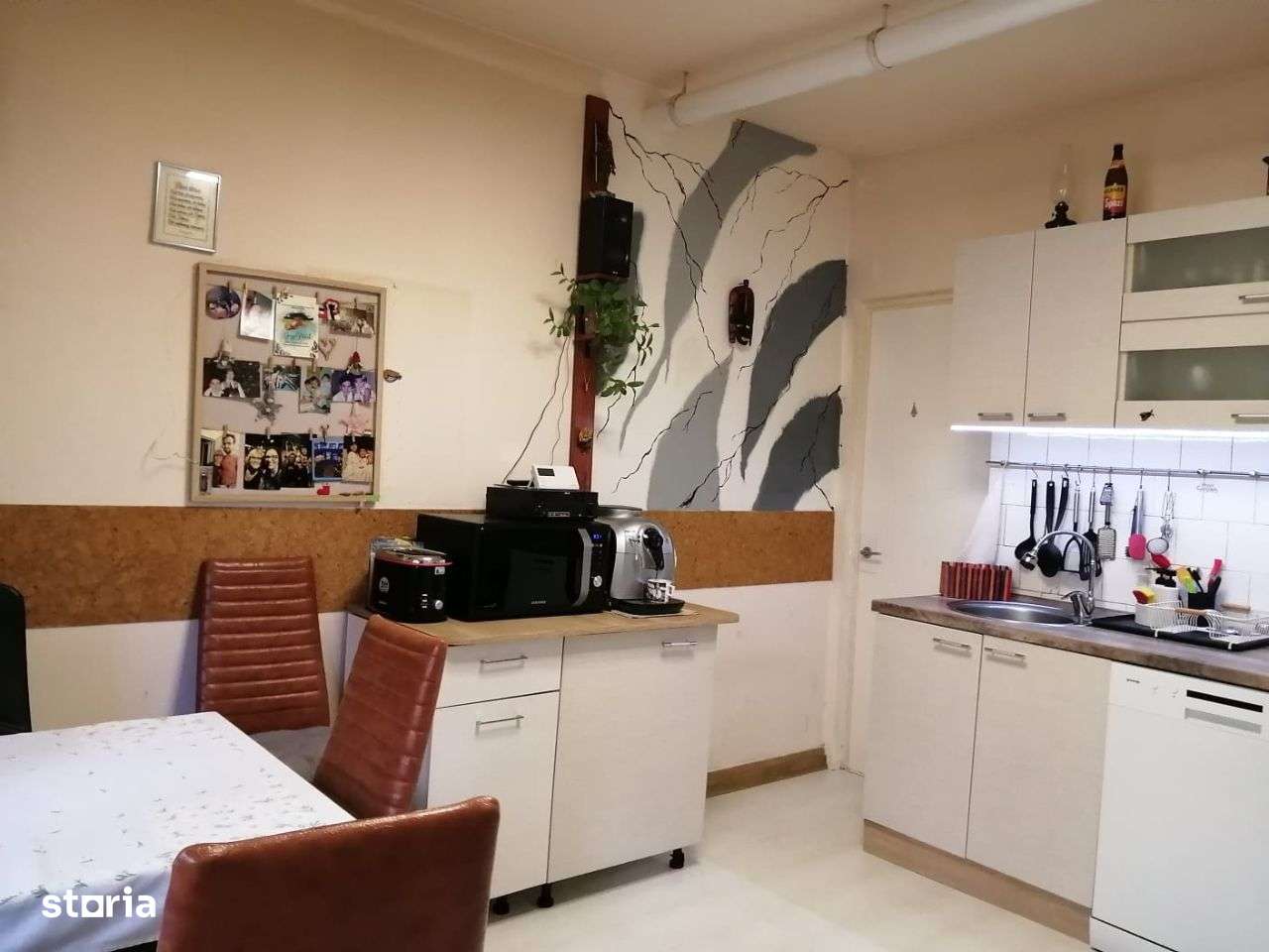 Vand casa in curte comuna in cartierul Zorilor - Imagine principală: 4/12