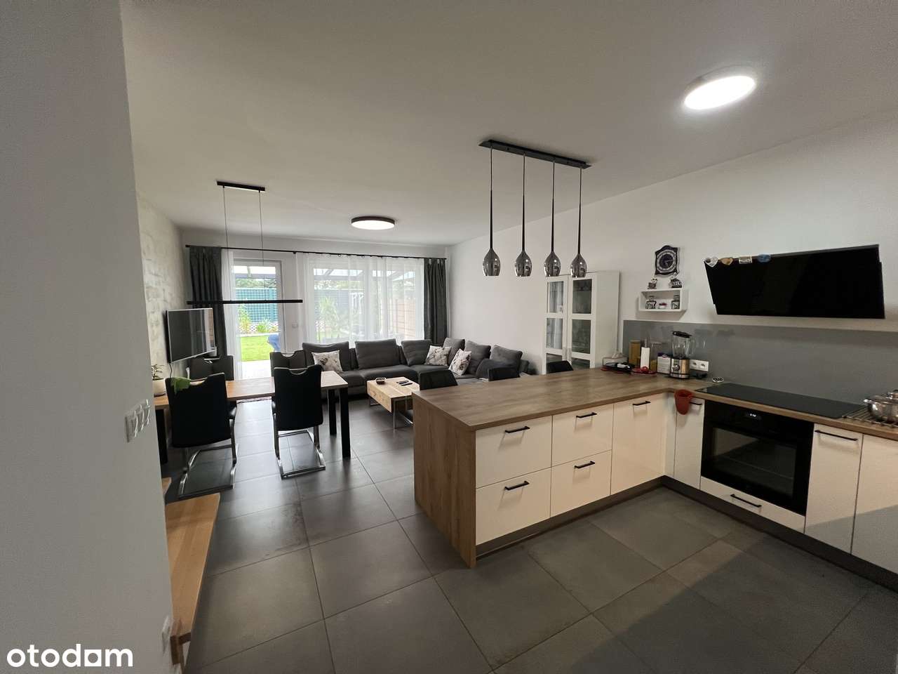 Dom w zabudowie szeregowej blisko Centrum Miasta - Pełny obrazek: 4/13