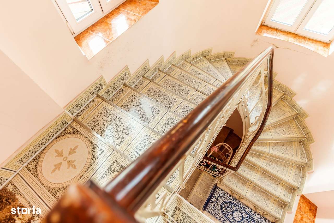 Proprietate impresionantă centrală! - Imagine principală: 4/8