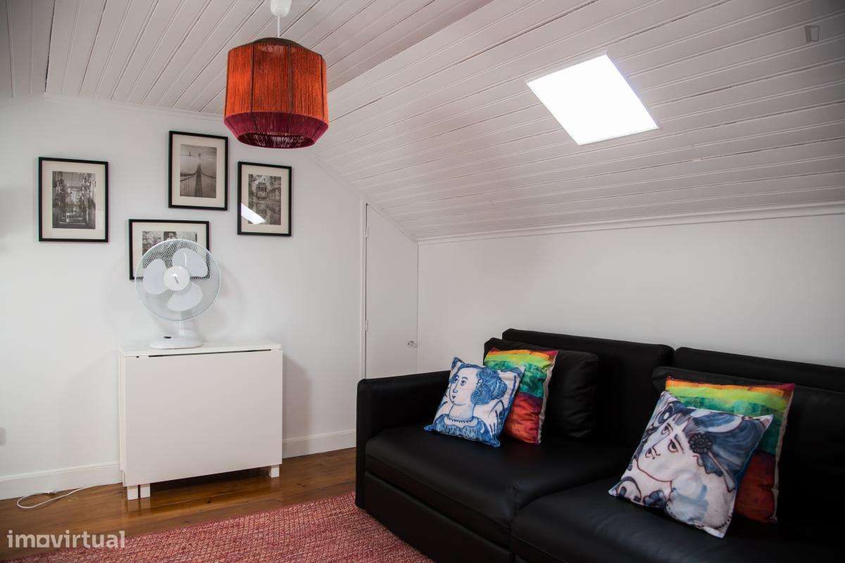 Apartamento com 2 quartos - localizado em São Bento Lisbon - Grande imagem: 5/6