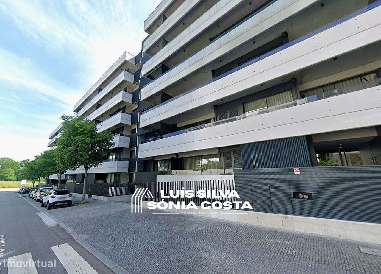 Apartamento T3 de Luxo com Terraço Panorâmico e Vista Rio Douro...-46