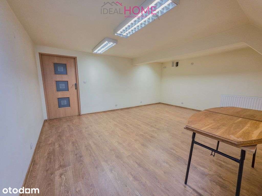 Wielopoziomowy lokal w Centrum Stalowej Woli - Pełny obrazek: 4/20