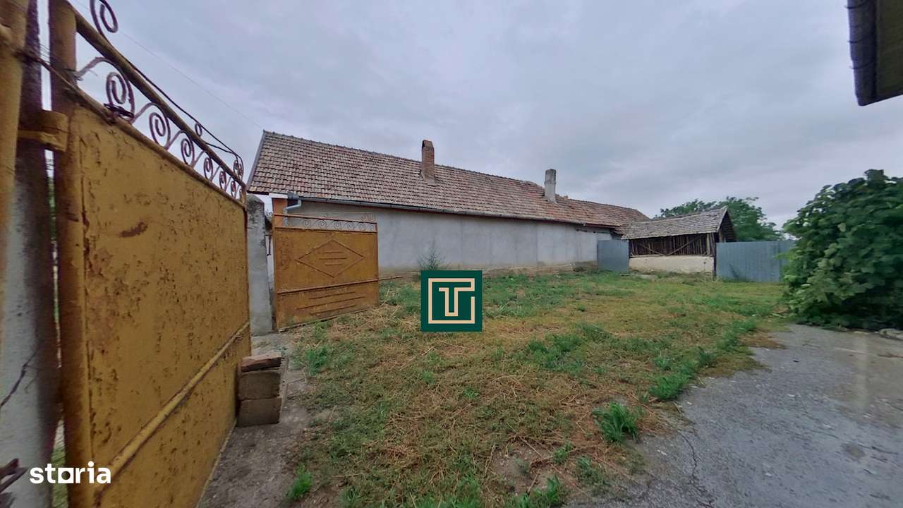 Casă tradițională cu teren generos în Secusigiu, județul Arad - Imagine principală: 4/14