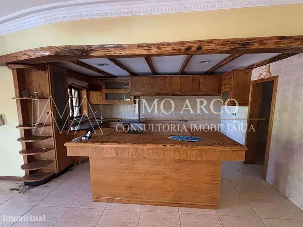 Quinta, com Moradia, Piscina e Adega-24