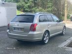 Toyota Avensis SW 2.2 D-4D Sol - 3