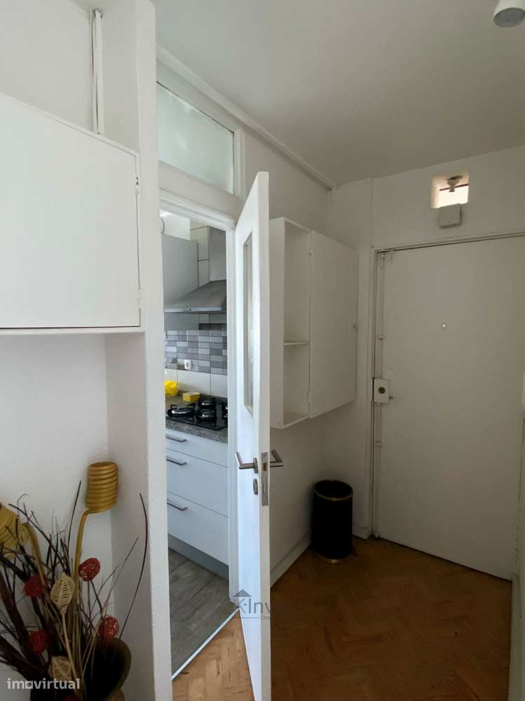 T2  nos Olivais com elevador - Grande imagem: 5/12