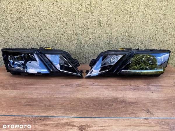 SKODA OCTAVIA III 3 LIFT LAMPA LEWA PRAWA FULL LED - 1