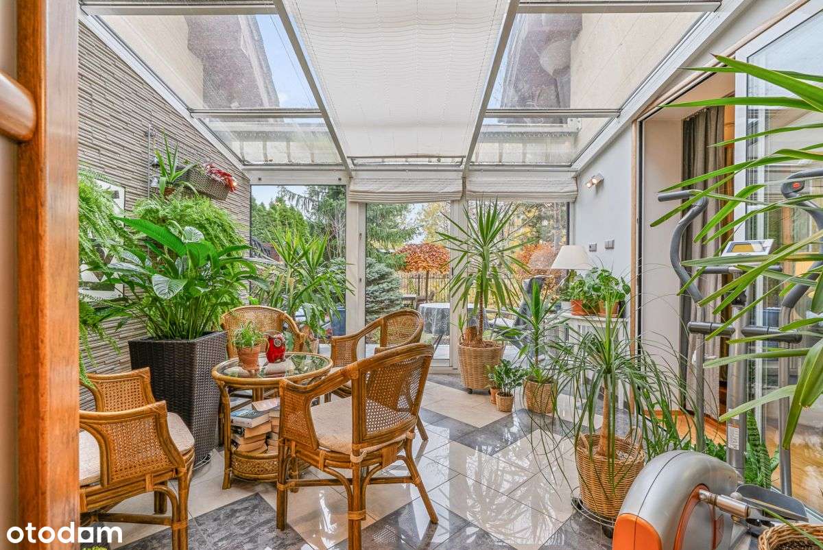 Gotowy do zamieszkania dom z zimowym ogrodem - Pełny obrazek: 2/20