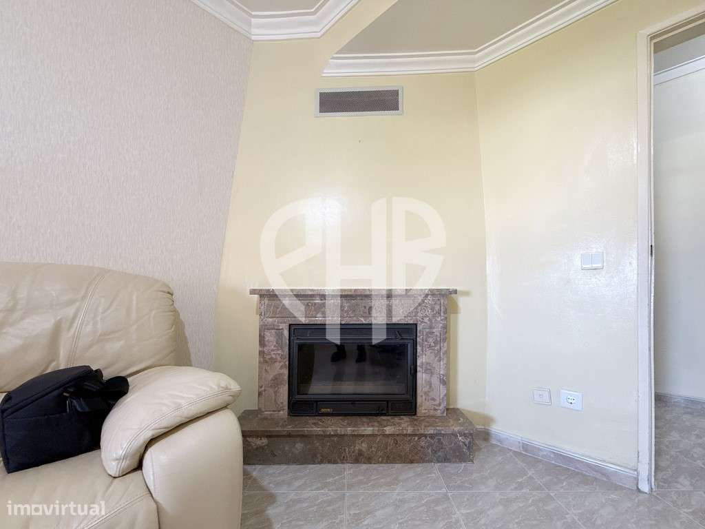 Apartamento T3 // Amora com Vista Rio!-8