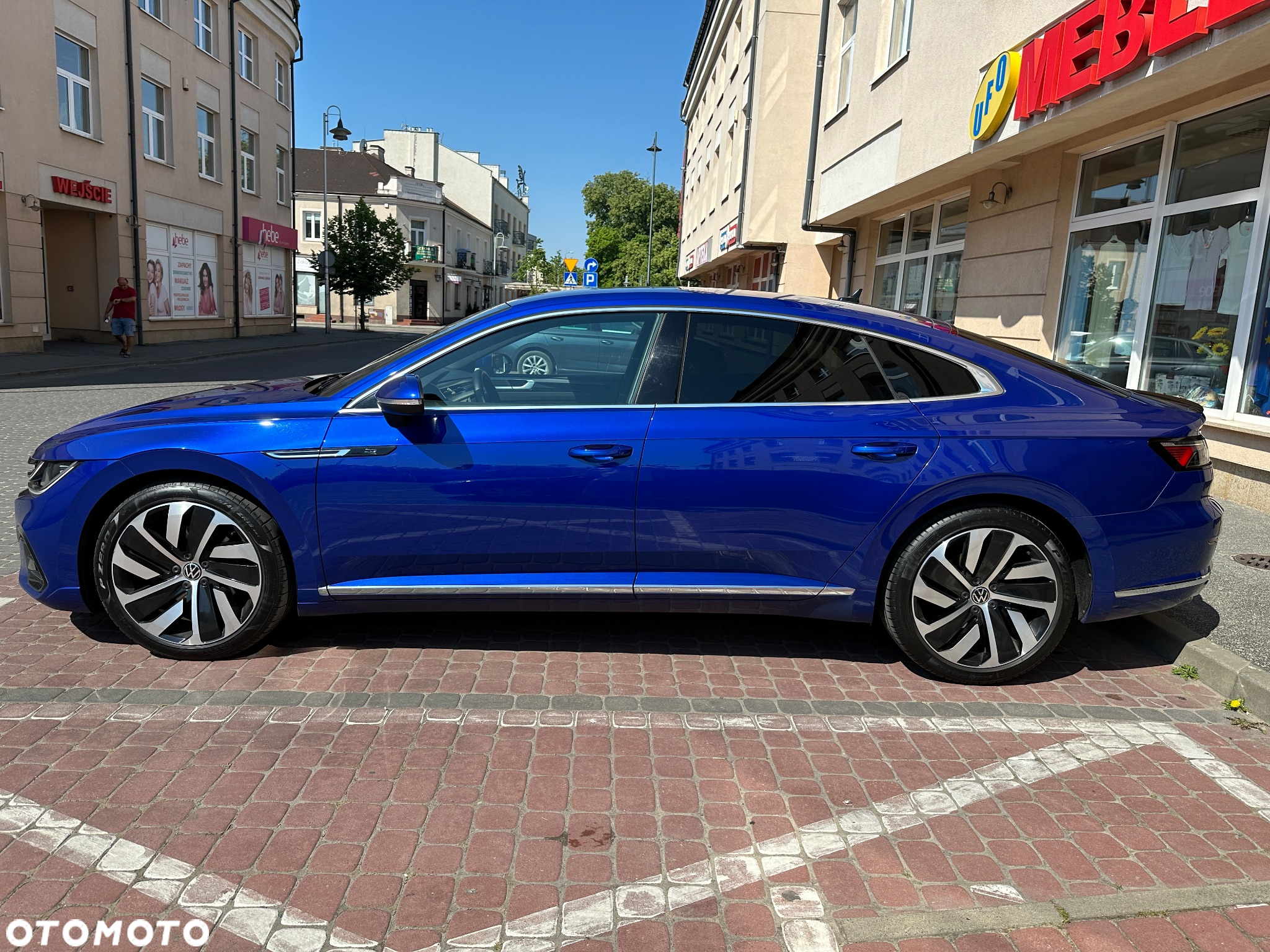 Volkswagen Arteon 2.0 TDI R-Line DSG - 33