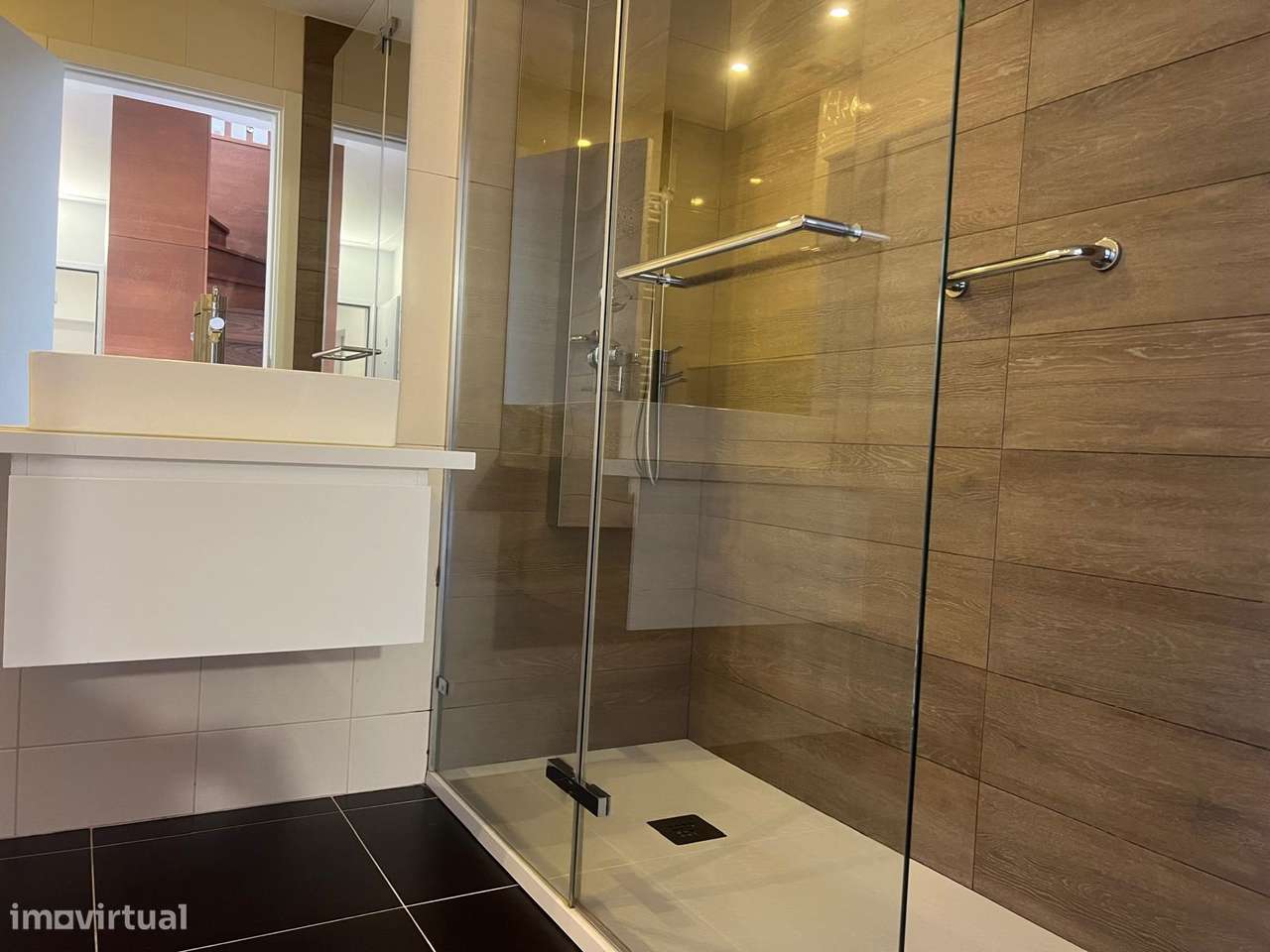 Duplex com Terraço, Garagem e Vistas Desafogadas | Alcobaça-15