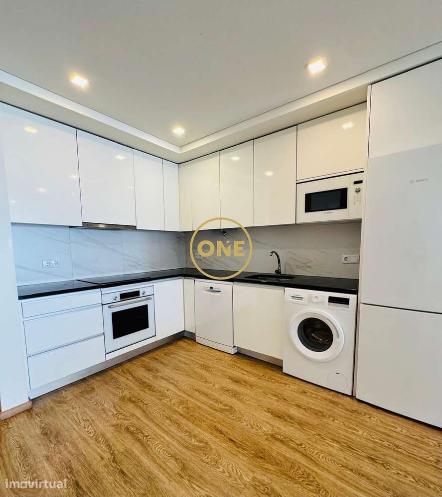 Apartamento T2+1 com vista mar-9