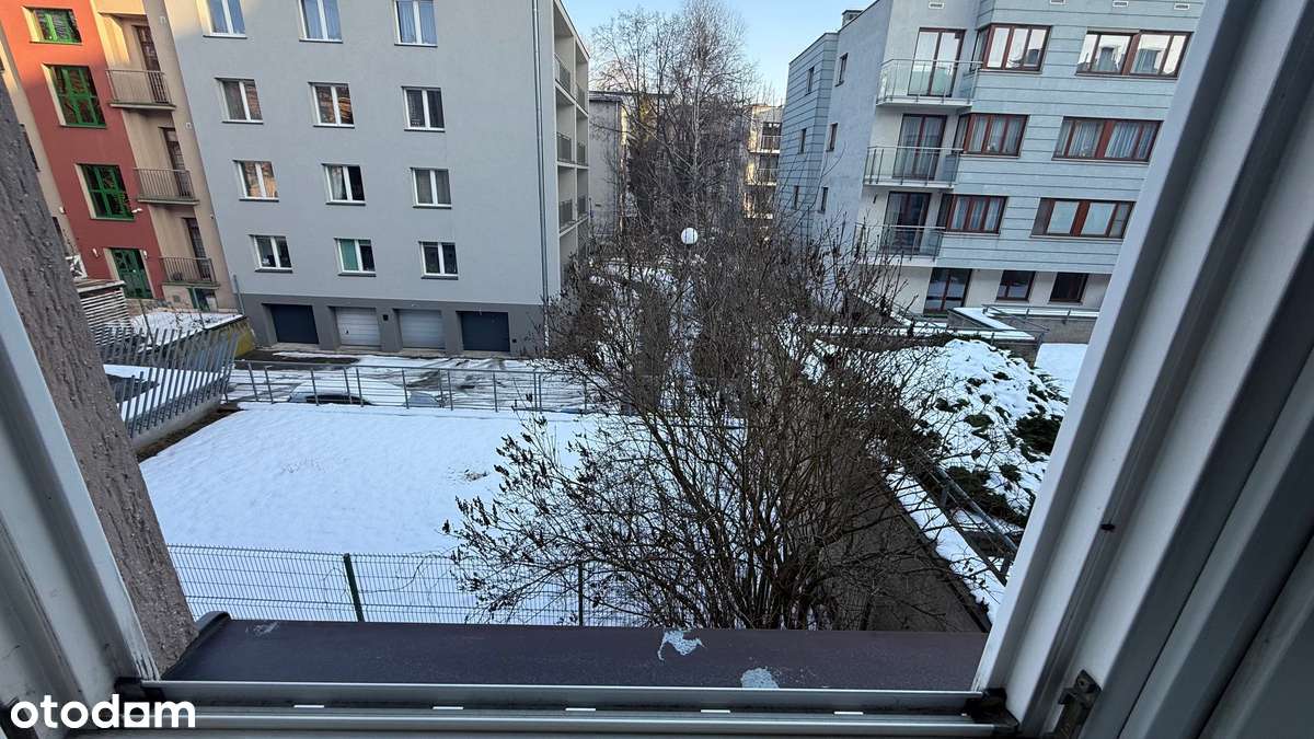 Rewelacyjna lokalizacja ok.Parku Krakowskiego,2 pokojowe 51m z garażem-11