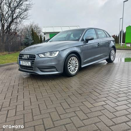 Audi A3 1.6 TDI Sportback - 8