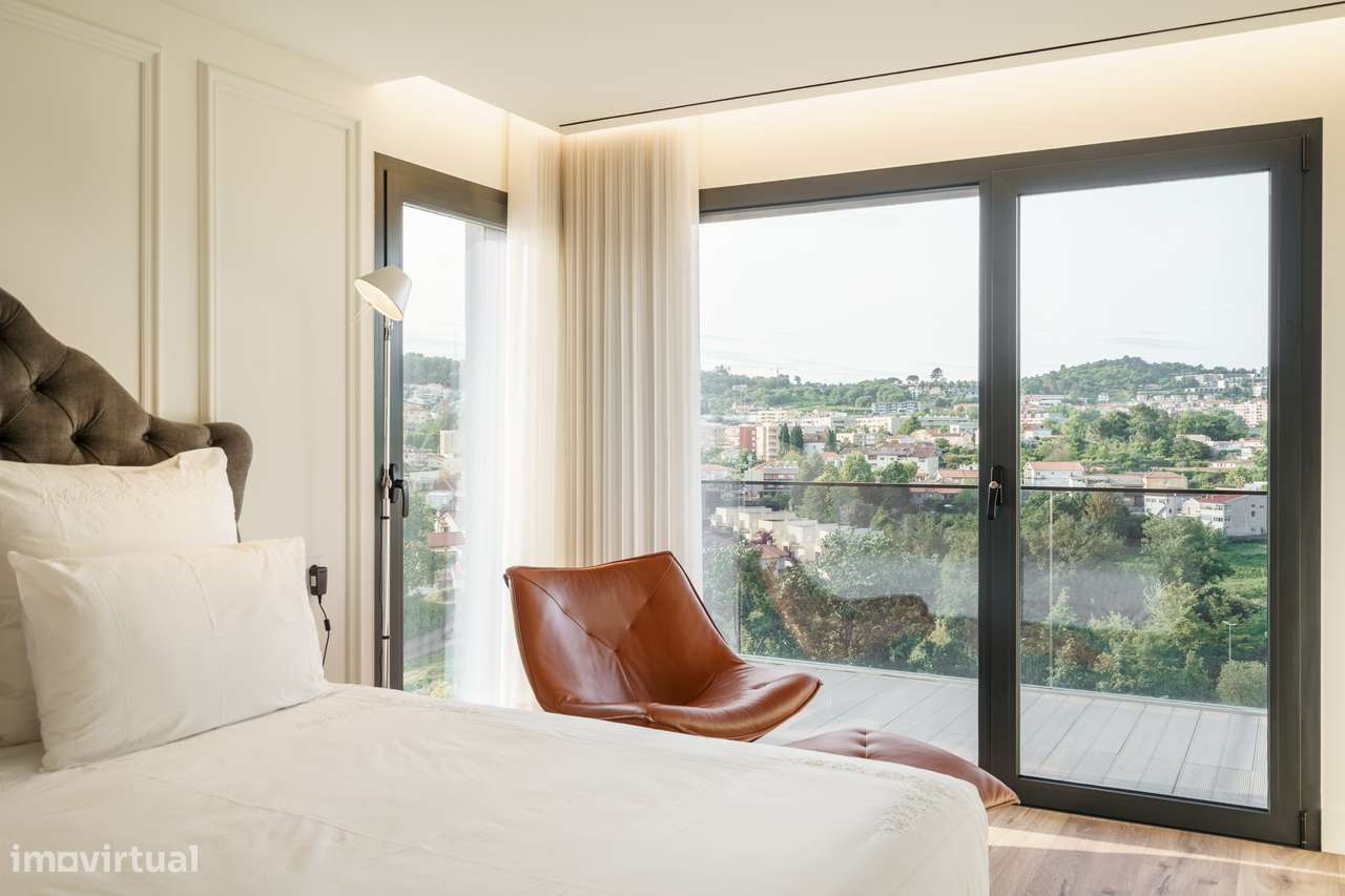 Elegante apartamento T3 em condomínio fechado na encosta do Bom Jesus-29