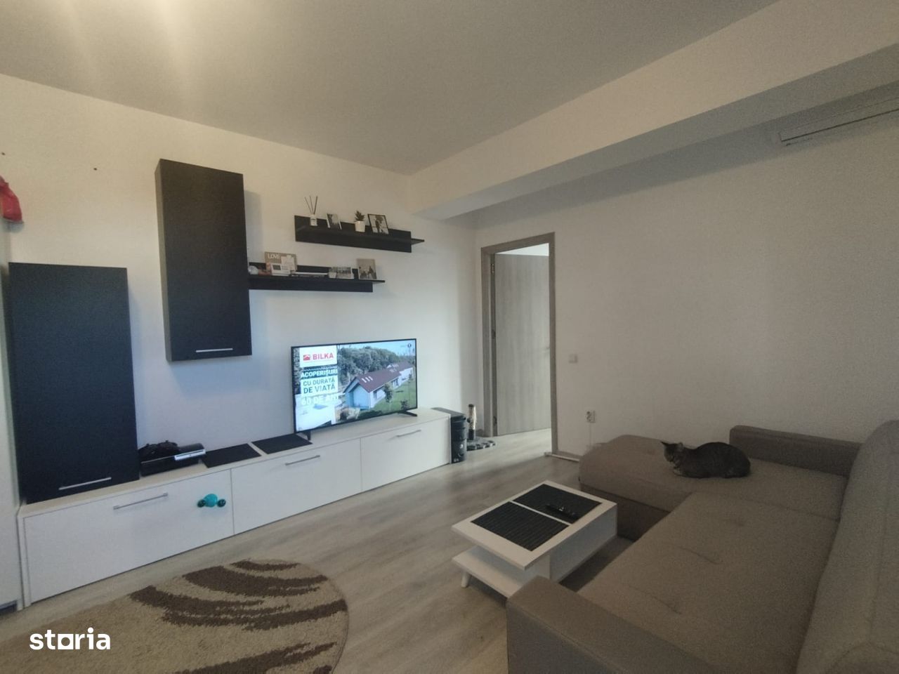 Apartament cu 2 camere | str Safirului | centrala proprie