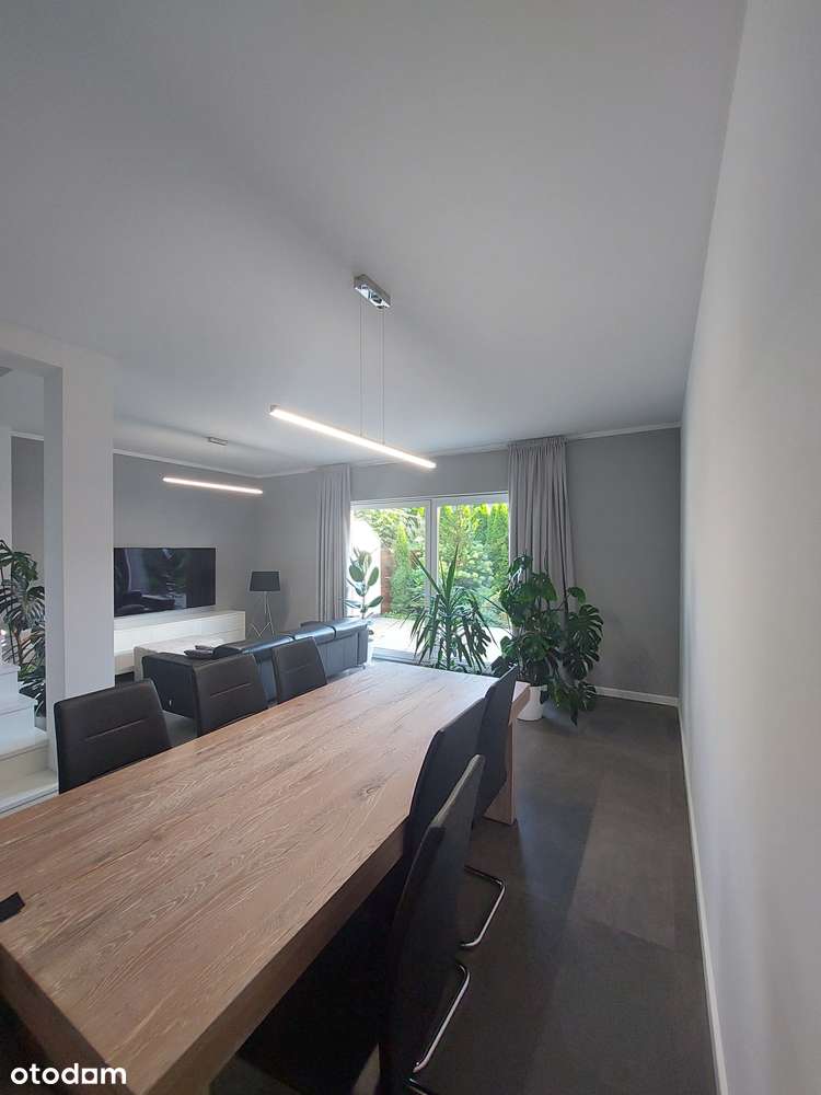 Dom w ciekawej aranżacji, wysoki standard, coś pięknego, parking-6