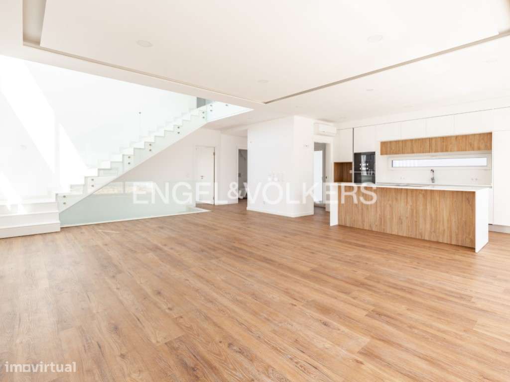 Moradia moderna com piscina de água salgada e jardim privativo - Grande imagem: 5/50