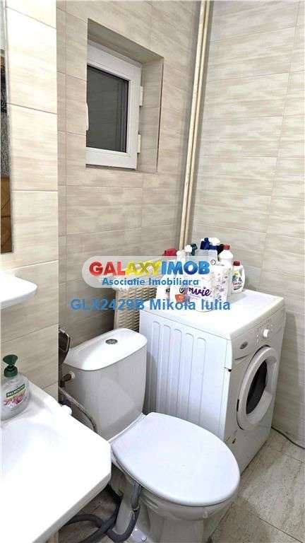 Garsoniera et 2\/4 40 mp Cartier Lujerului - Orsova - Imagine principală: 4/7