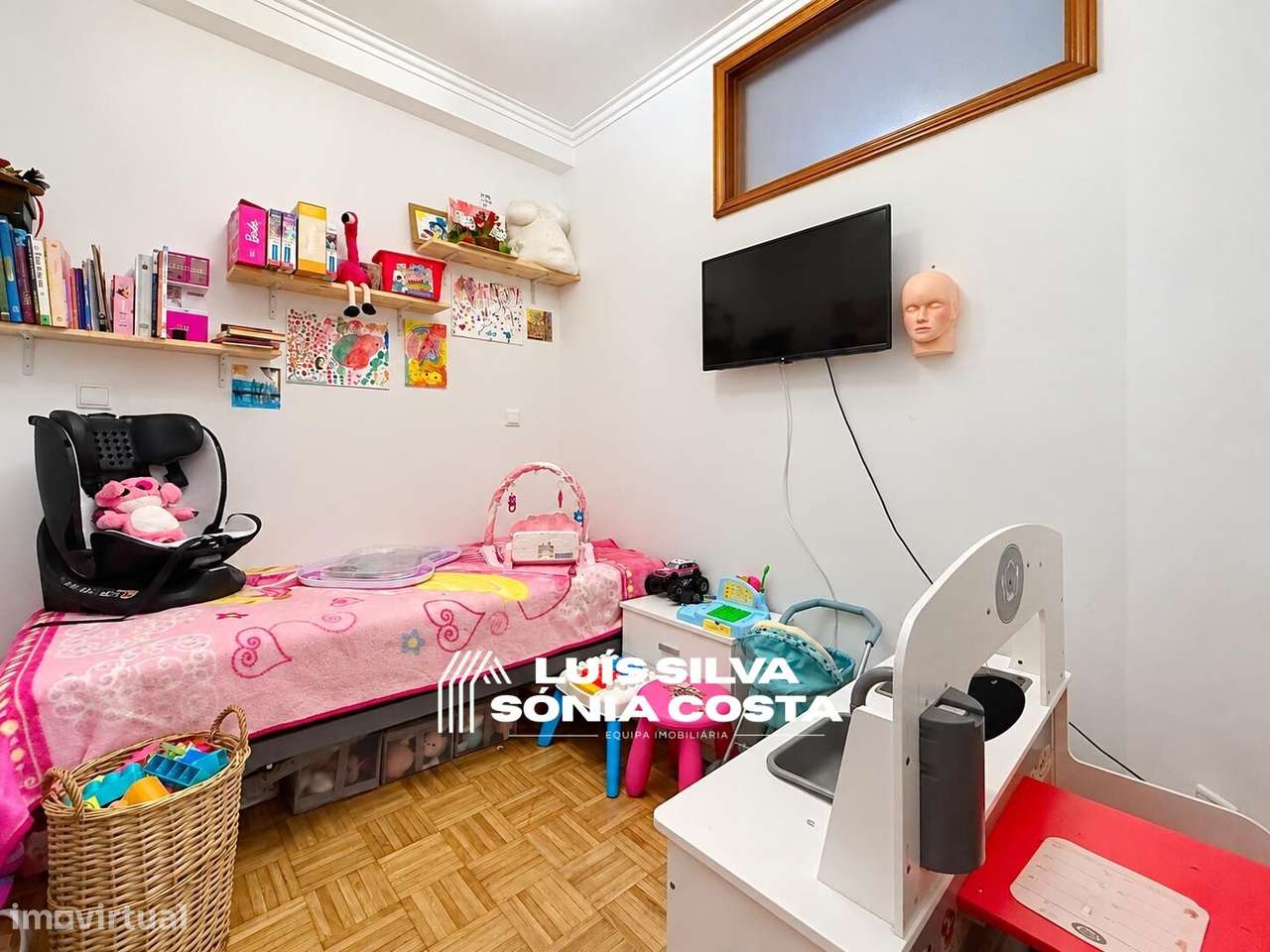 Apartamento T2+1 c/ Garagem Fechada & Duas Varandas | Santa Maria...-30