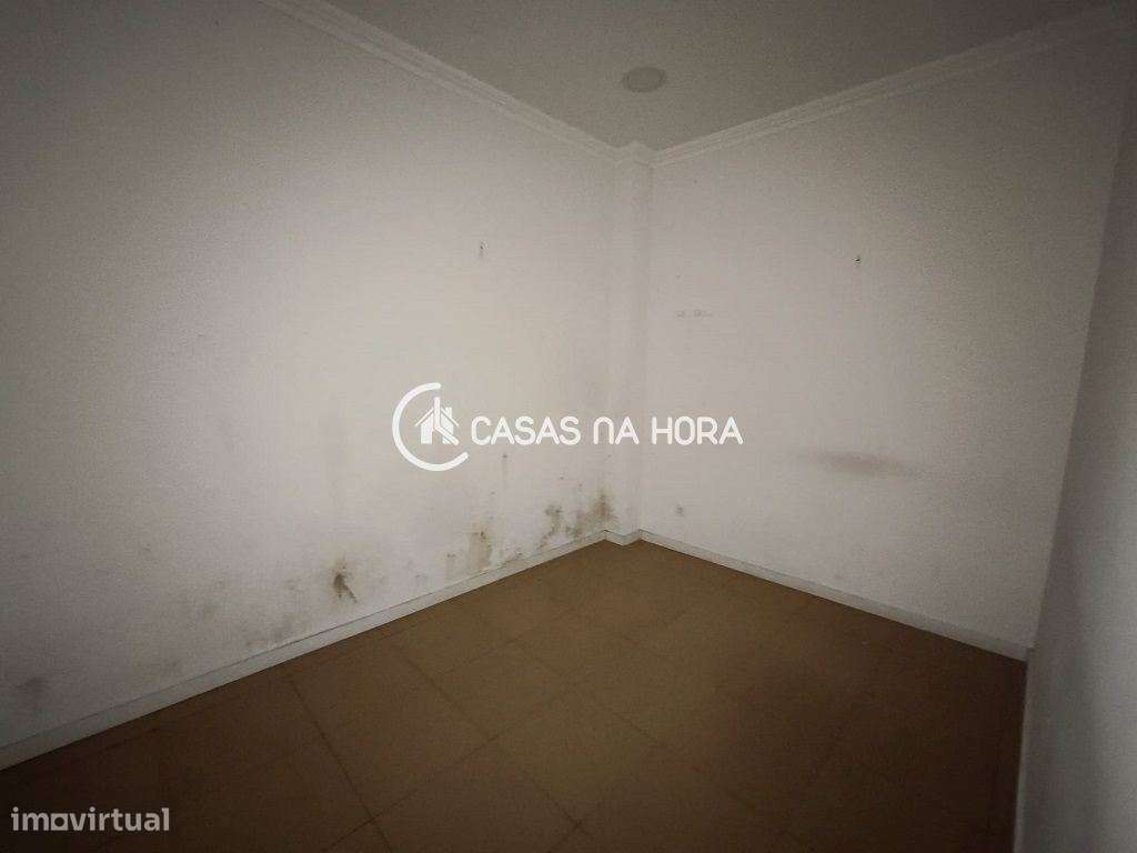 LOJA COMERCIAL  Centro Comercial Galáxia  Centro de Mem Martins / S...-14