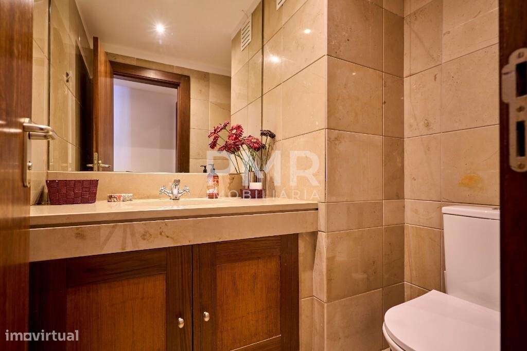 Apartamento T3 no prestigiado Parque dos Príncipes – Telheiras-8