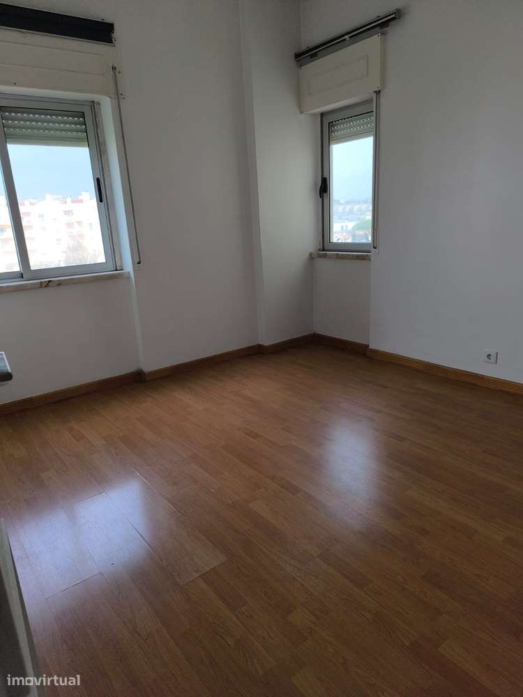 T1 na Parede para arrendamento - Grande imagem: 5/5