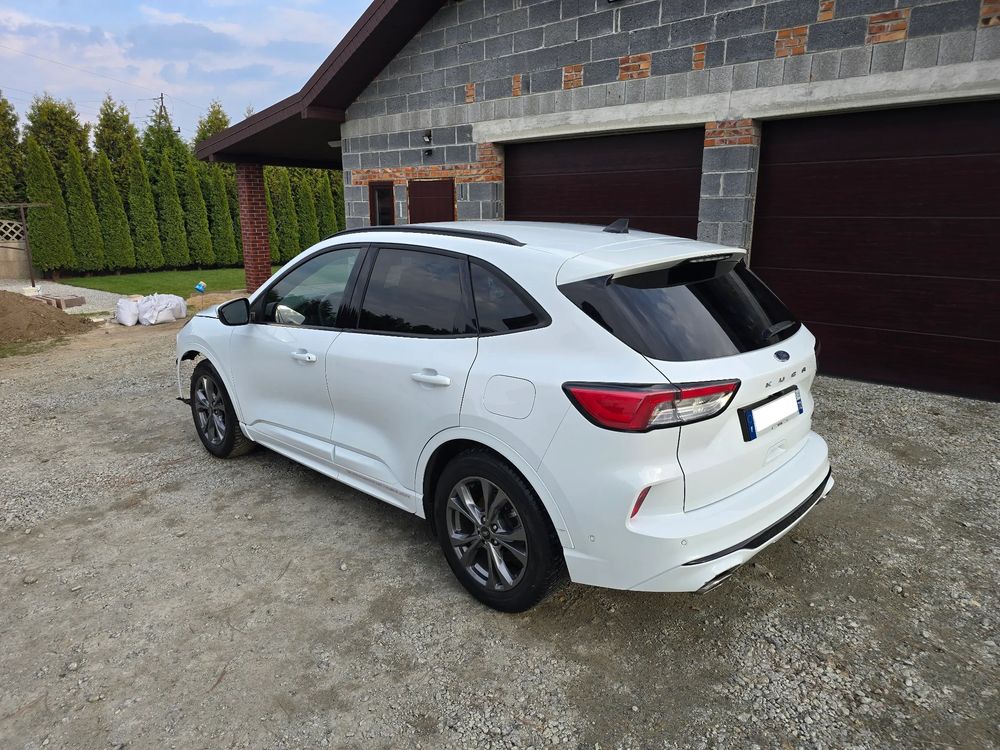 Ford Kuga III 2.5 Duratec FHEV ST-LINE 2023