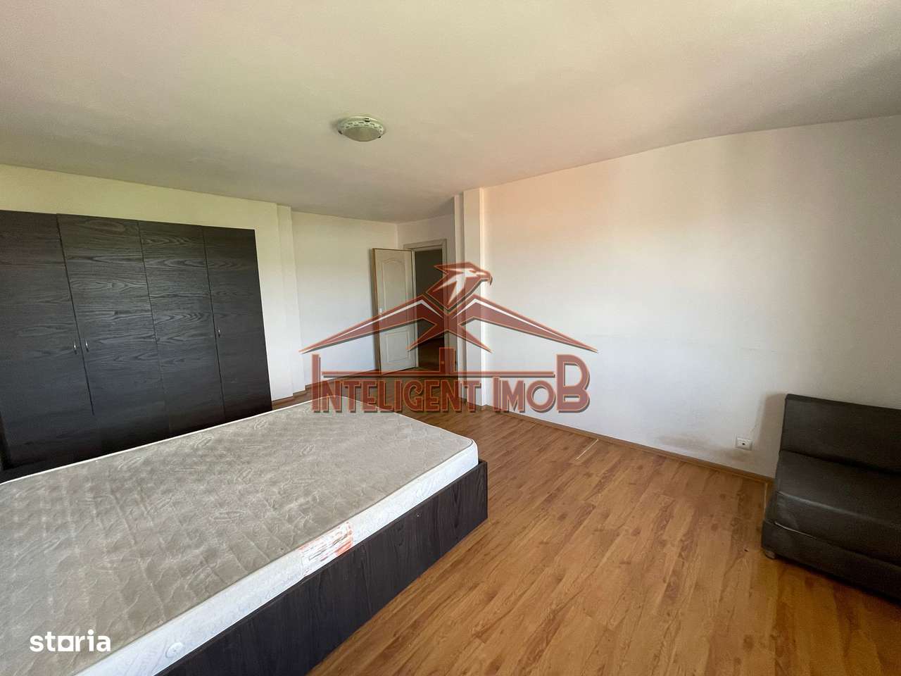 Apartament tip Duplex 3 Camere cu Vedere Panoramică și scara interioar-15