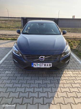 Volvo S60 D3 Start-Stop Kinetic - 2