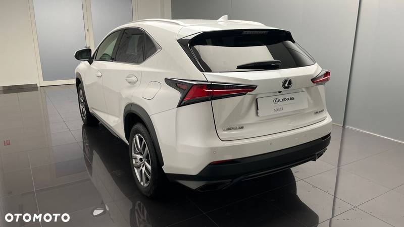 Lexus NX 300 Comfort AWD - 6