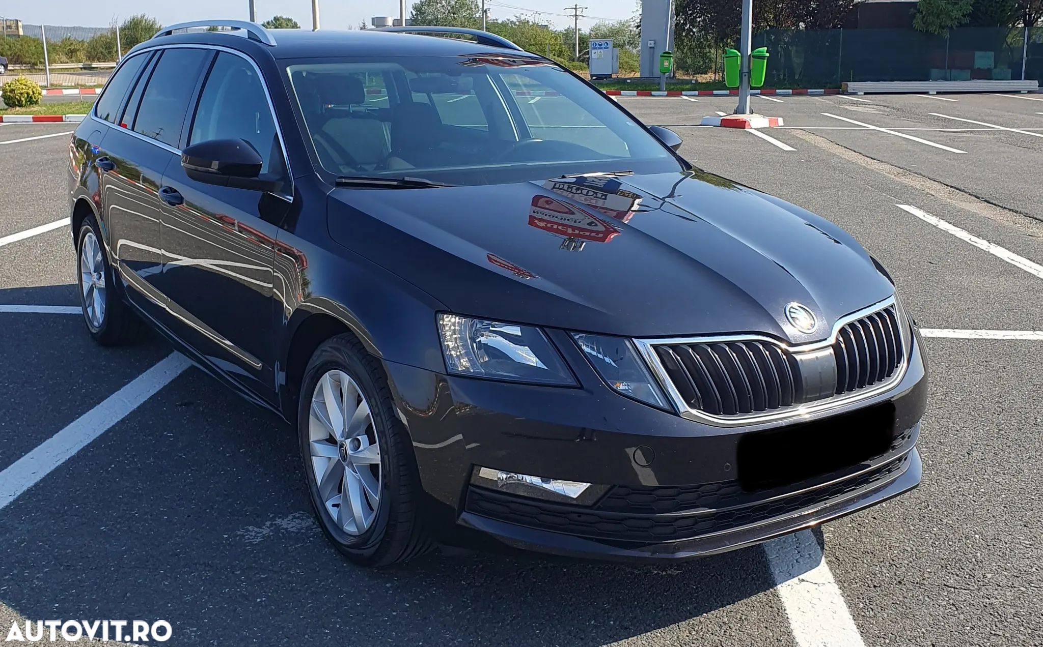 Skoda Octavia Combi Diesel 1.6 TDI Style - 1