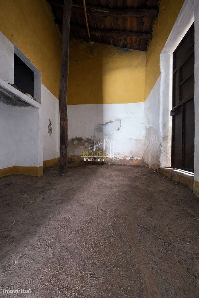 Moradia T1 para remodelar-9