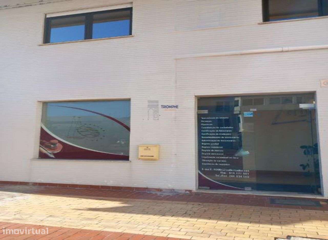 Espaço comercial com 106 m² em Leiria - Grande imagem: 2/9