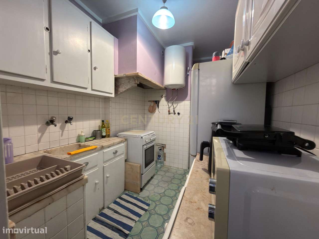 T2 no centro da Amadora, junto ao Babilónia e Metro-30