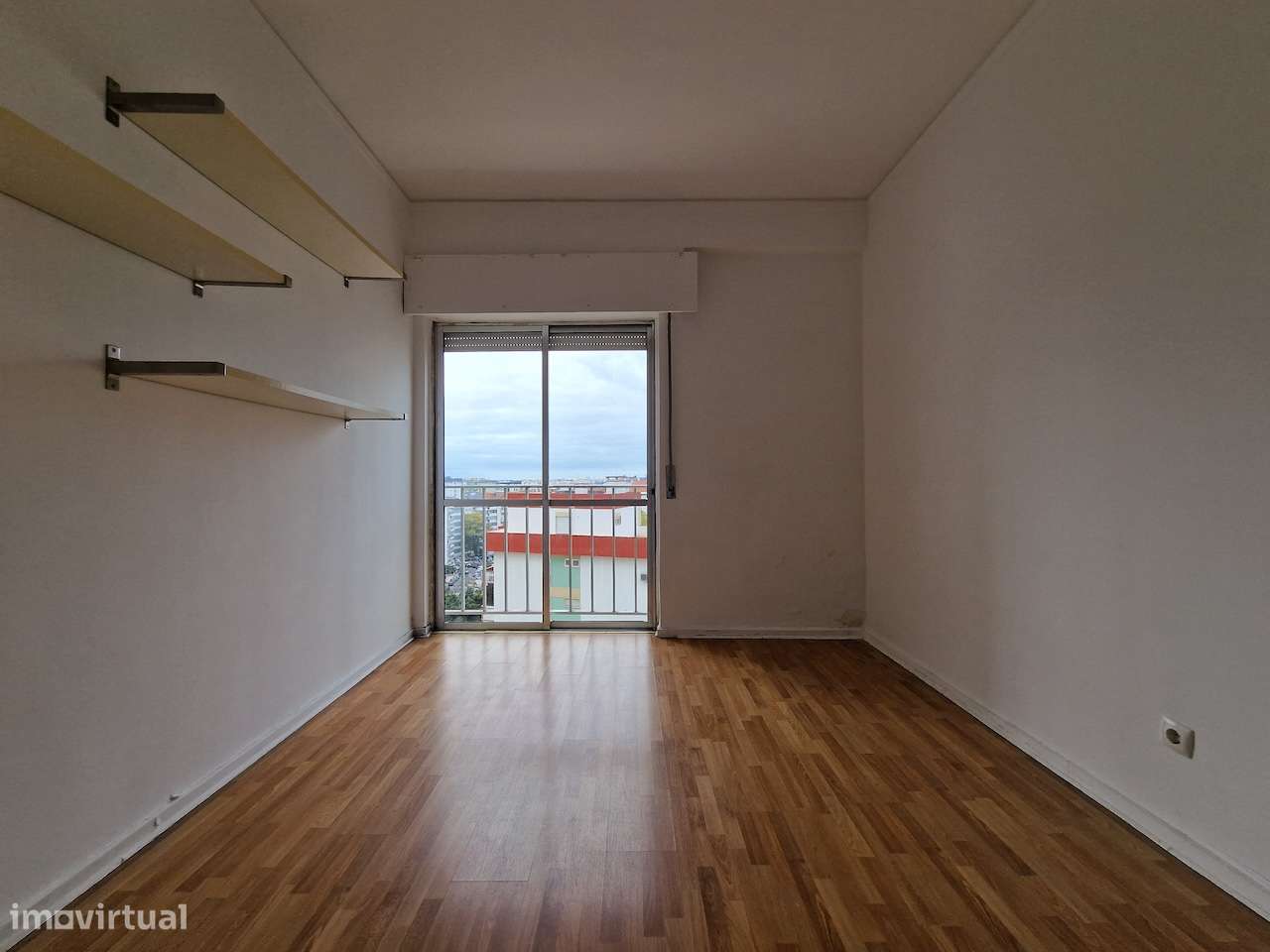 Apartamento T2 em Carnaxide - Centro de Carnaxide-14