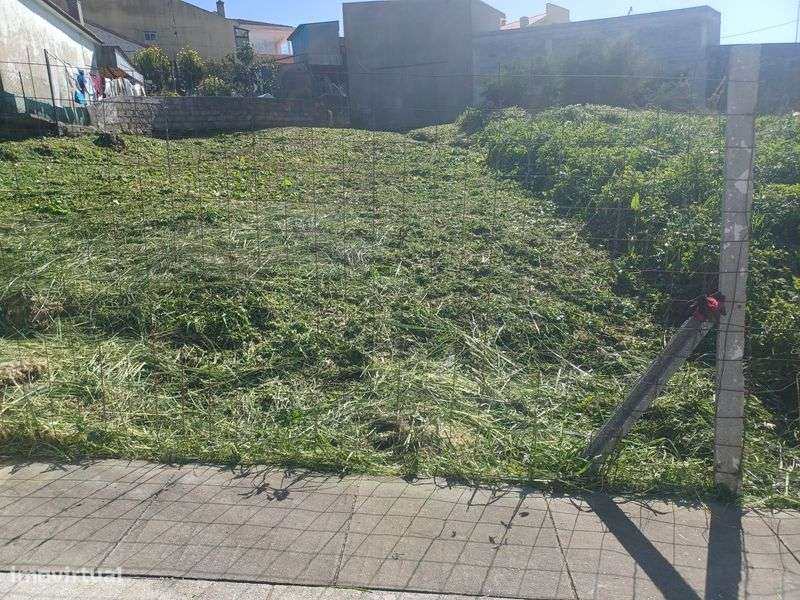 Lote de Terreno Urbano – Excelente Oportunidade para Moradia Geminada - Grande imagem: 4/6