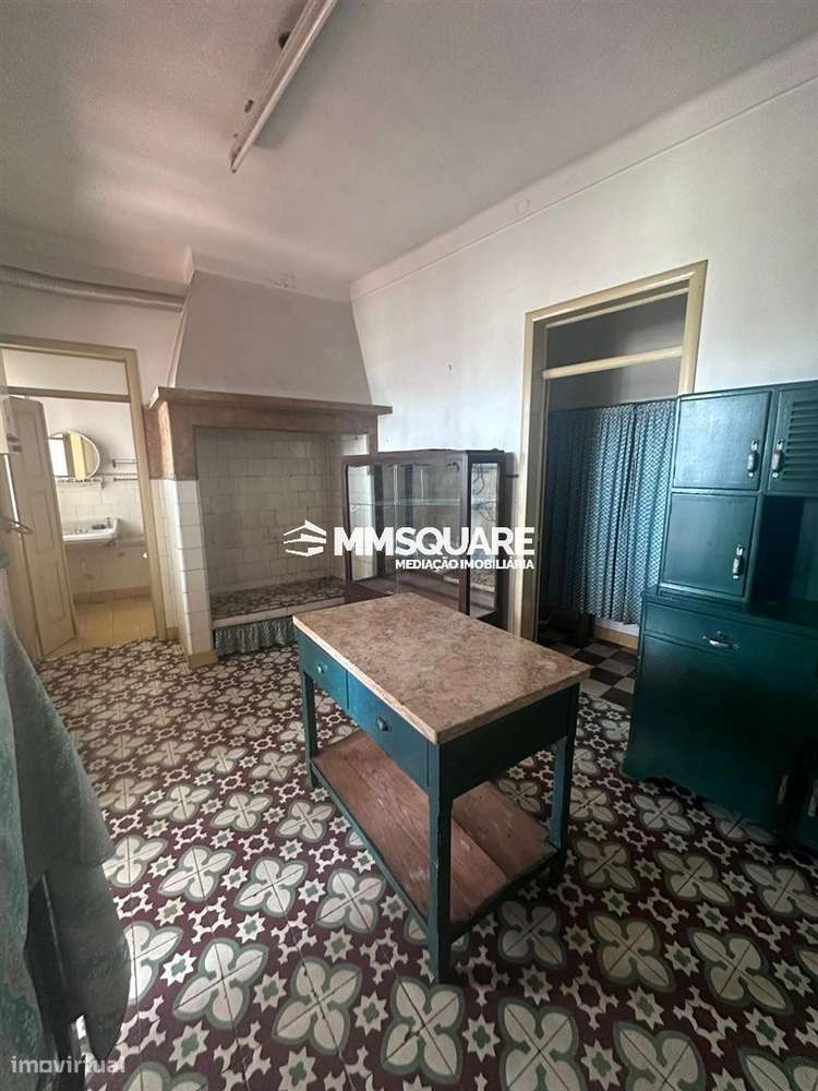 Moradia para Restaurar T5 Venda em Ourique,Ourique-19