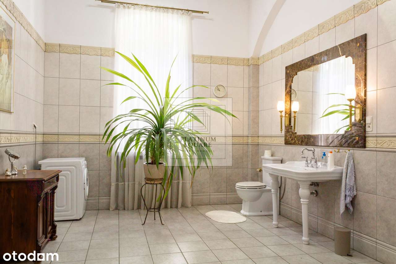 Zabytkowy pałac na sprzedaż  25 ha, prywatny park | okolice Wrocławia,-13