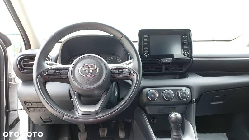 Toyota Yaris 1.0 Comfort - 11