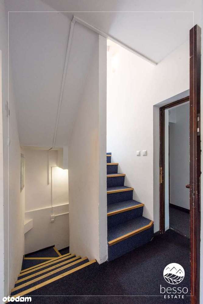 Bliźniak. Warszawa, przy al. Krakowskiej-8