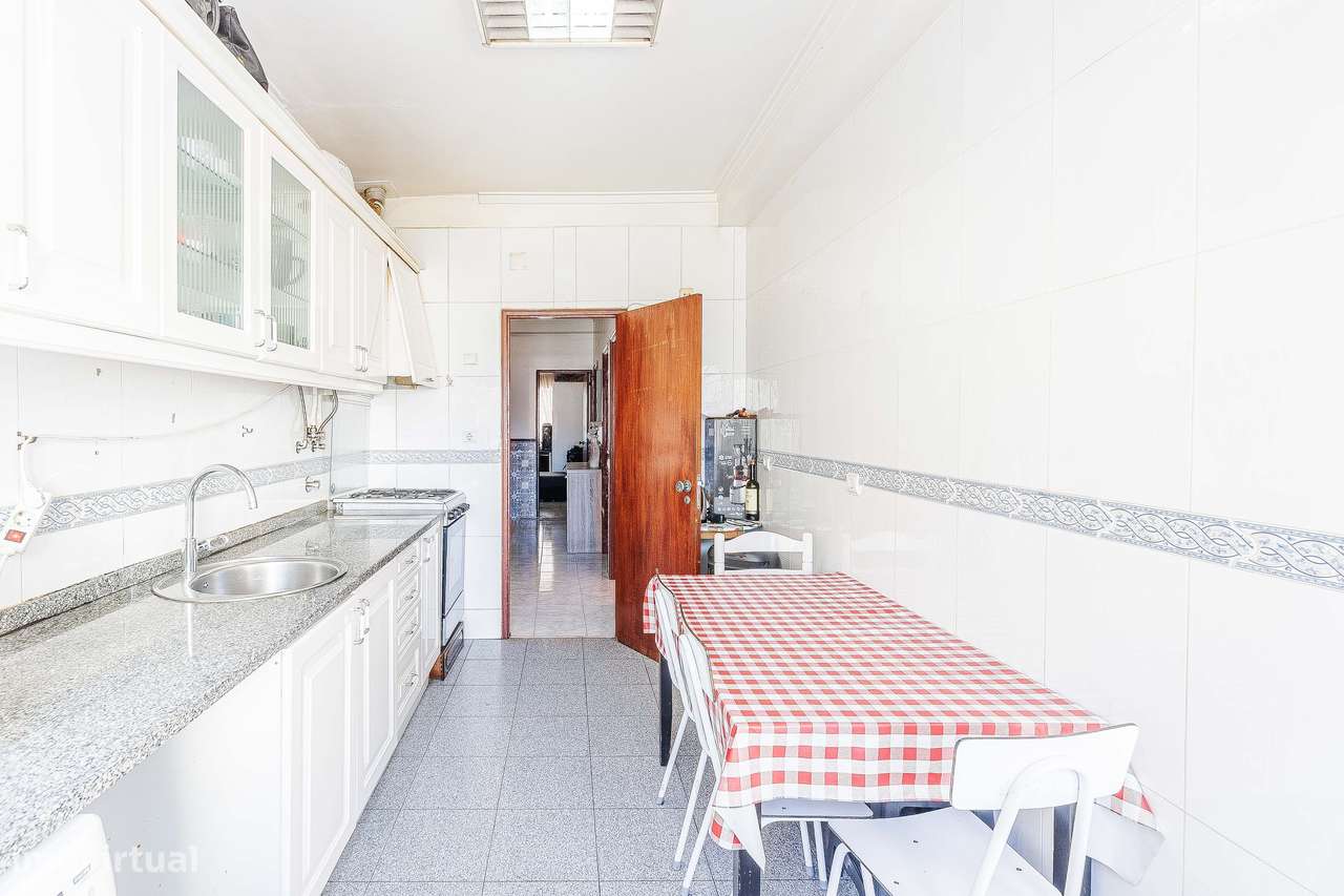 T3 com suíte e 2 casas de banho no Cacém - Grande imagem: 4/20