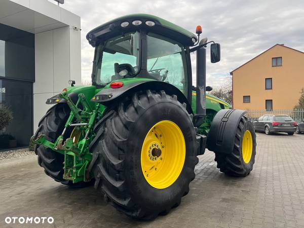 John Deere 8270 R - 8