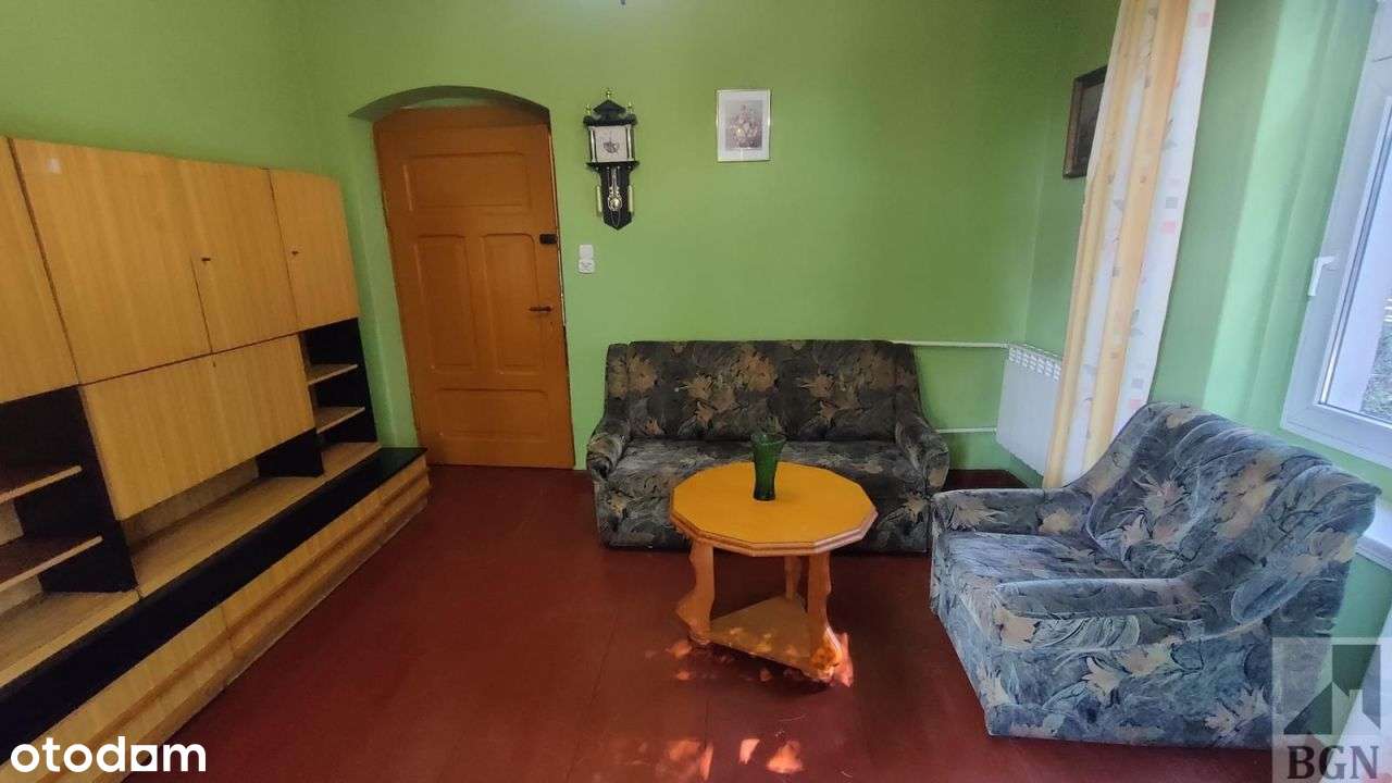 Trzy pokoje w kamienicy - Biały Kościół-5