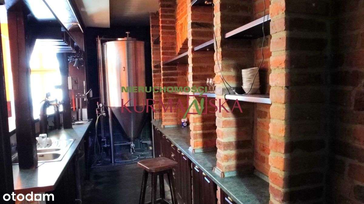 Budynek - restauracja w centrum - Pełny obrazek: 5/17