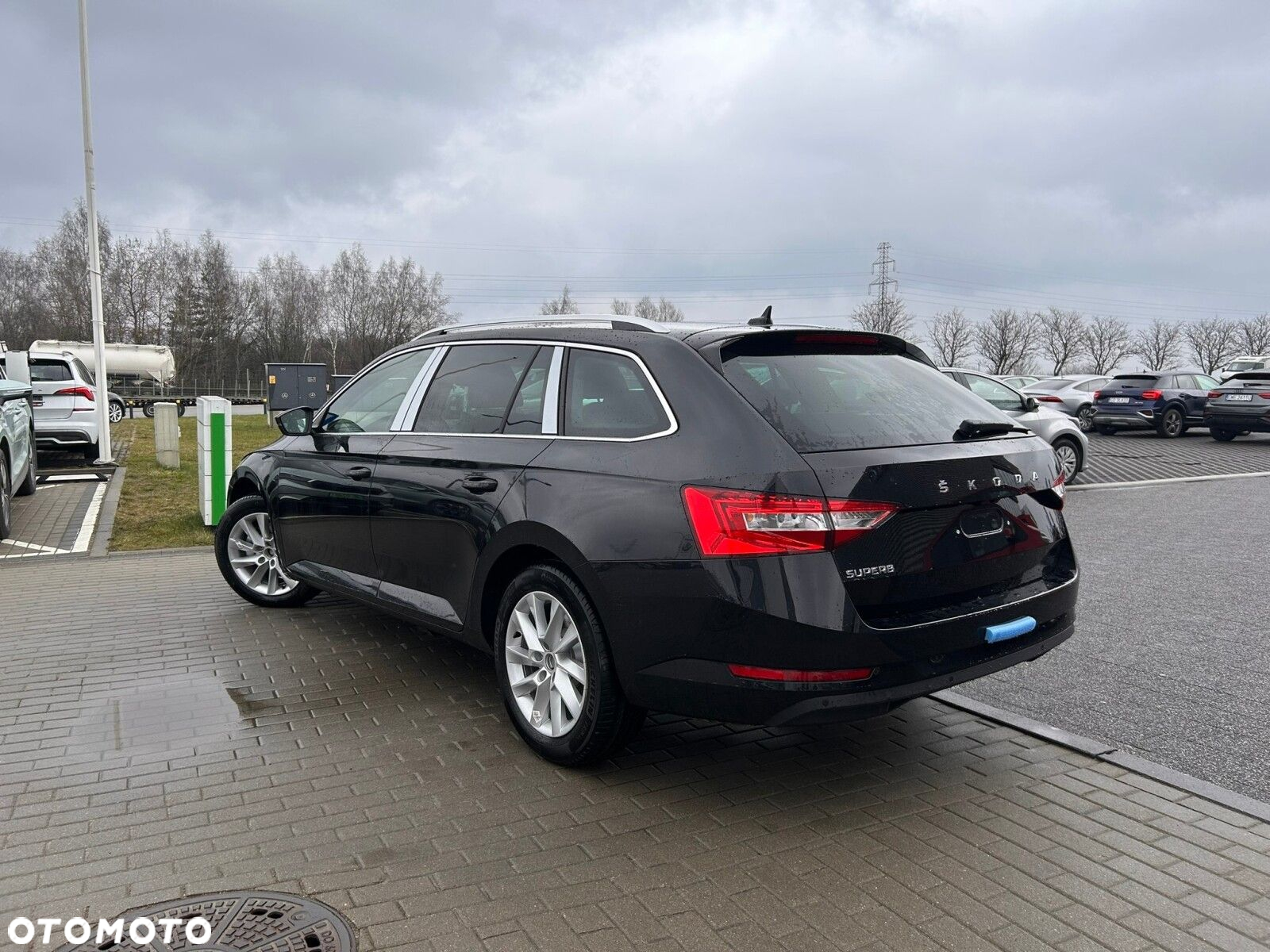 Skoda Superb 1.5 TSI Ambition DSG - 8