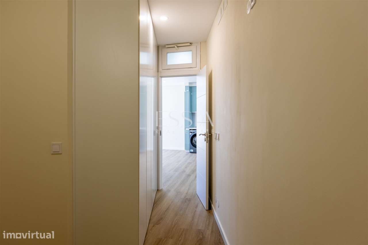 T1+1 Remodelado com Conforto e Localização Central em Vila do Conde-12